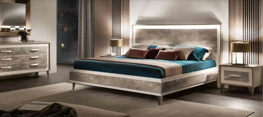 arredoclassic Italiaanse slaapkamermeubeldesign set Bed Nachtkastje