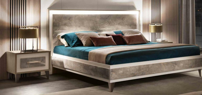 arredoclassic Italiaanse slaapkamermeubeldesign set Bed Nachtkastje