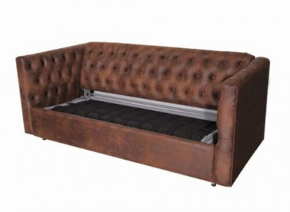 Amerikaanse stijl Chesterfield bankstel van leer in bruin, driezitsbank.