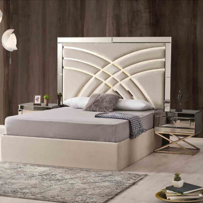 Beige tweepersoonsbed designer slaapkamer bedframe luxueuze meubels